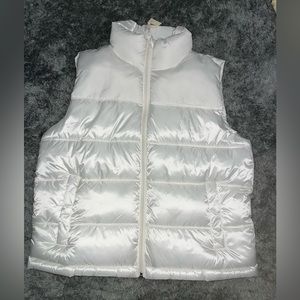 New Aeropostale White Vest